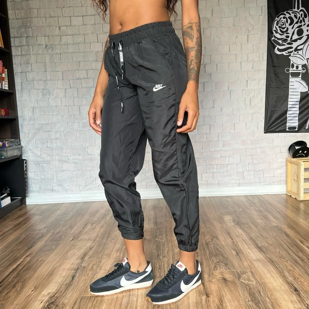 Nike Windbreaker Style Joggers - Picture 3 of 8